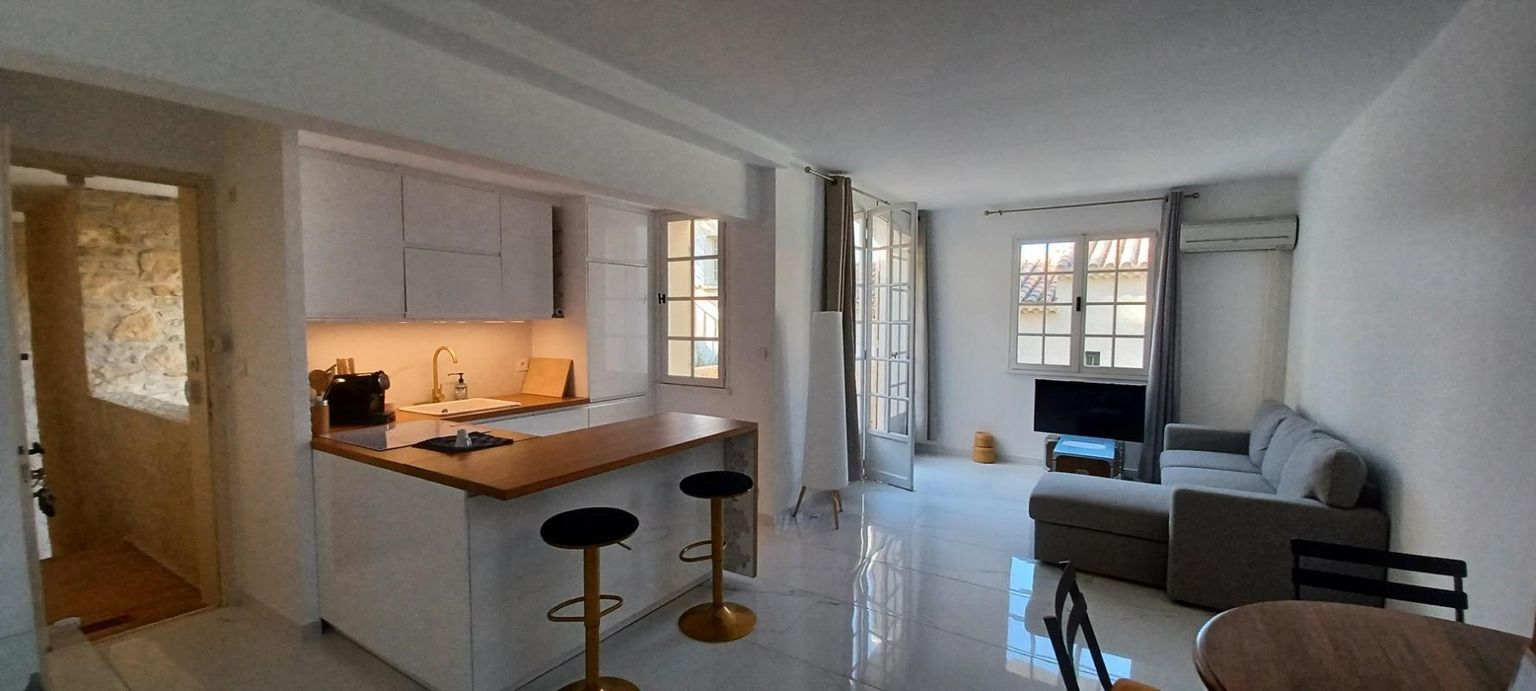 SAINT-CYR-SUR-MER Appartement 47 m2 - A 200 mètres du port et de la plage de La Madrague 4