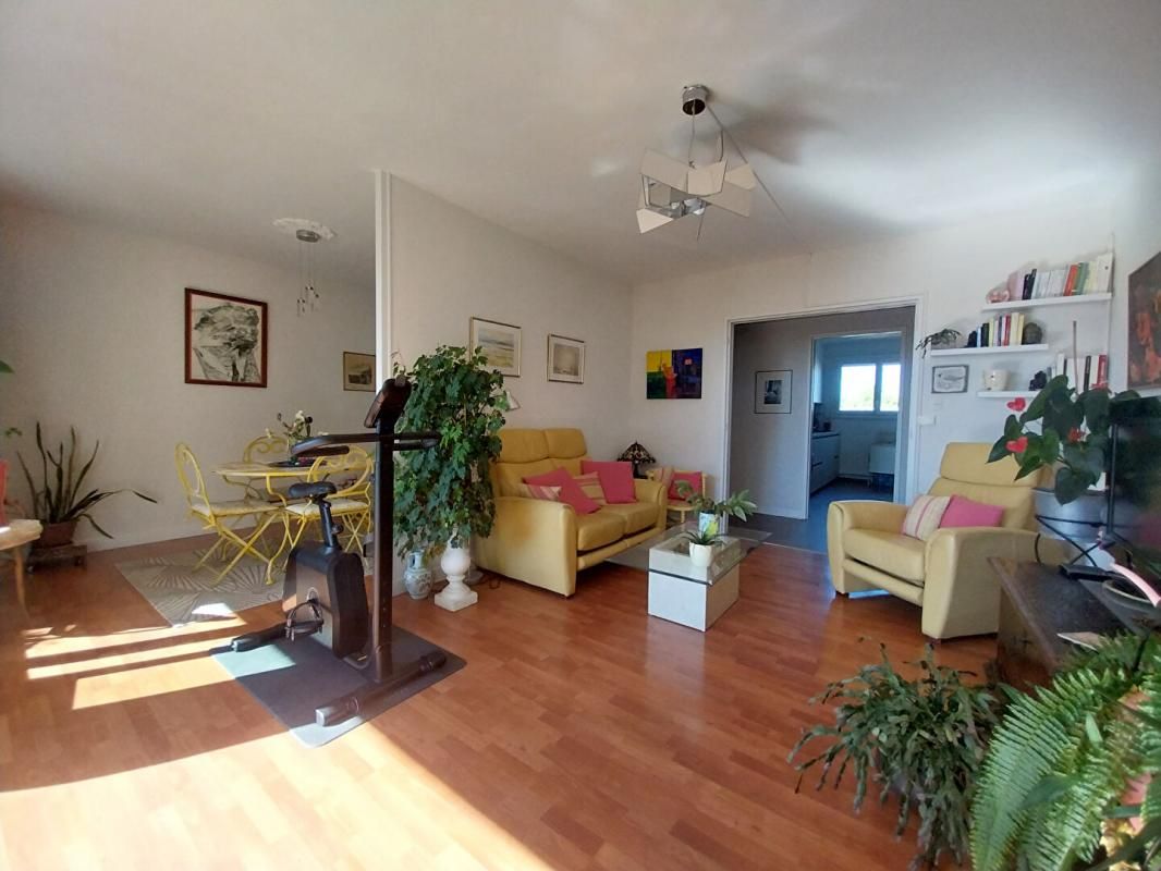 AGEN Agen 47000 Appartement 3 pièce(s) 81.56 m2 4