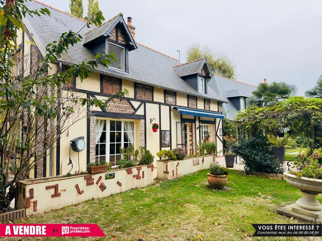 BERNAY Propriété de 230 m² sur environ 3 hectares avec piscine, prairies et cadre paisible - 589 500 1