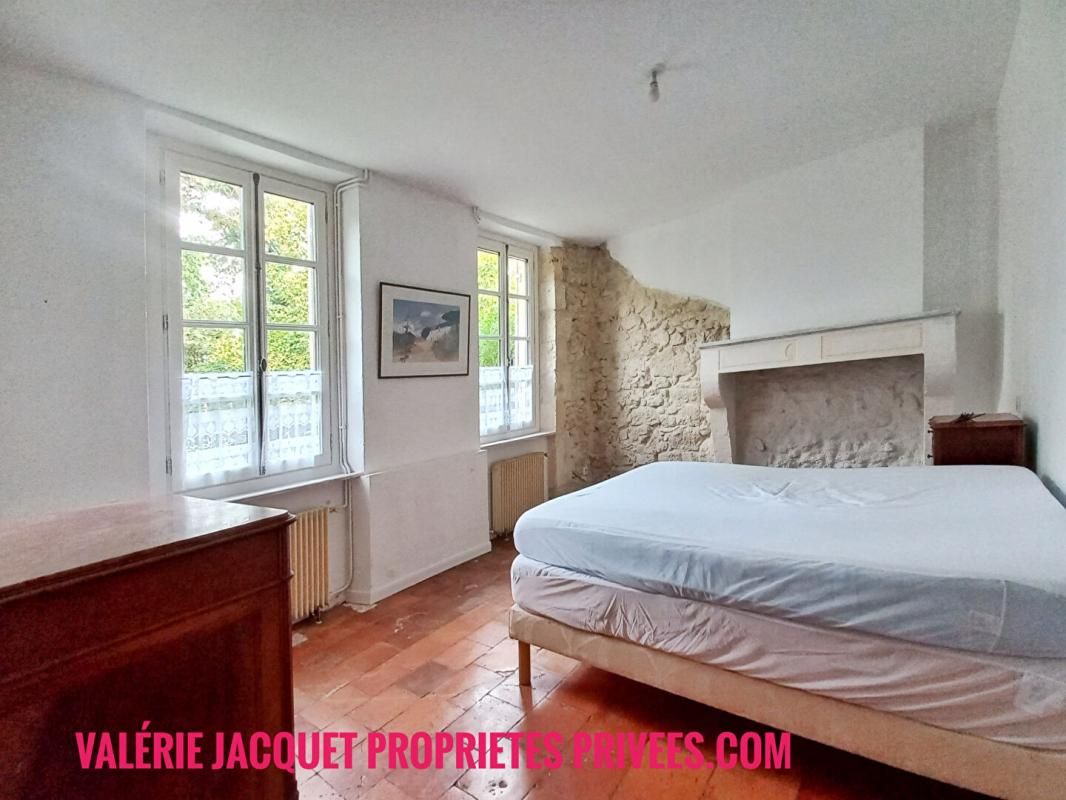 EYNESSE Exceptionnel : Maison en Pierre Restaurée en bord de Dordogne 4