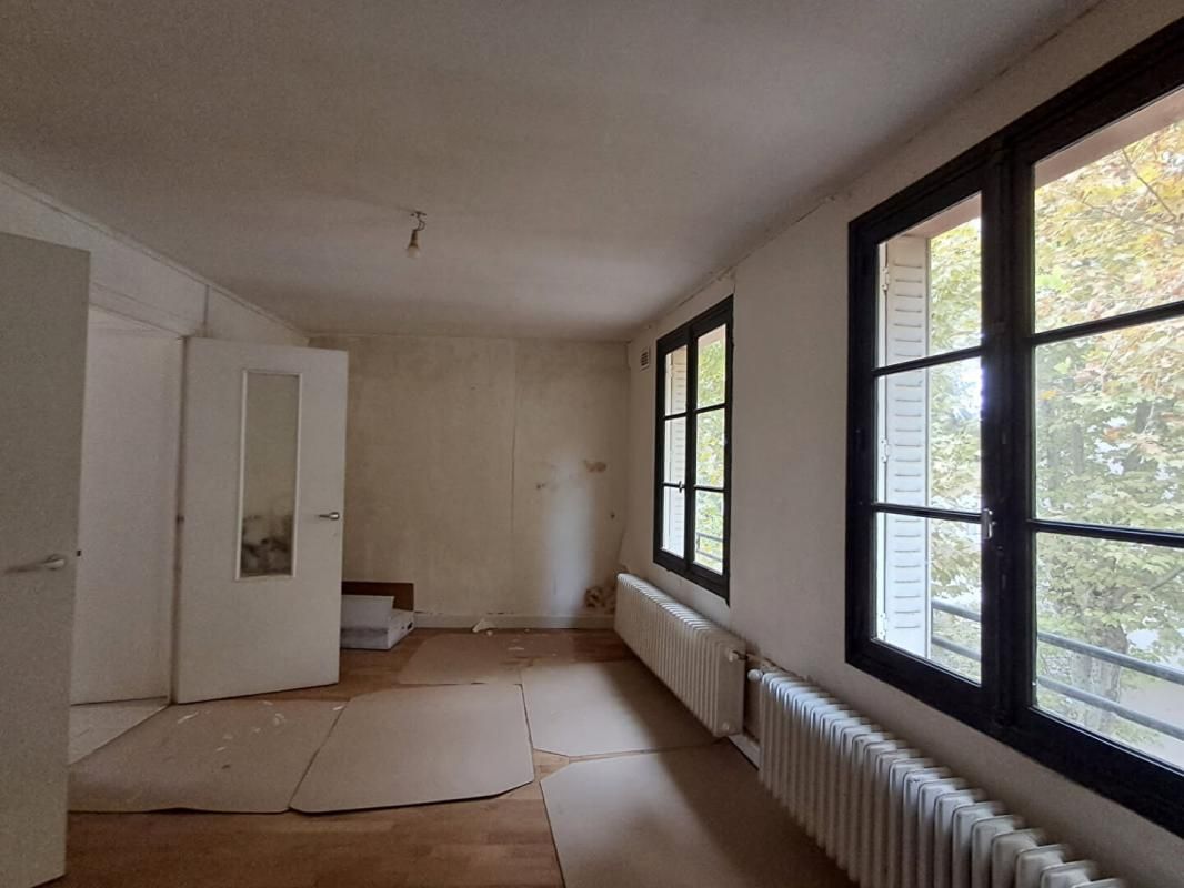 CHALON-SUR-SAONE Appartement 4 pièce(s) 44 m2 2