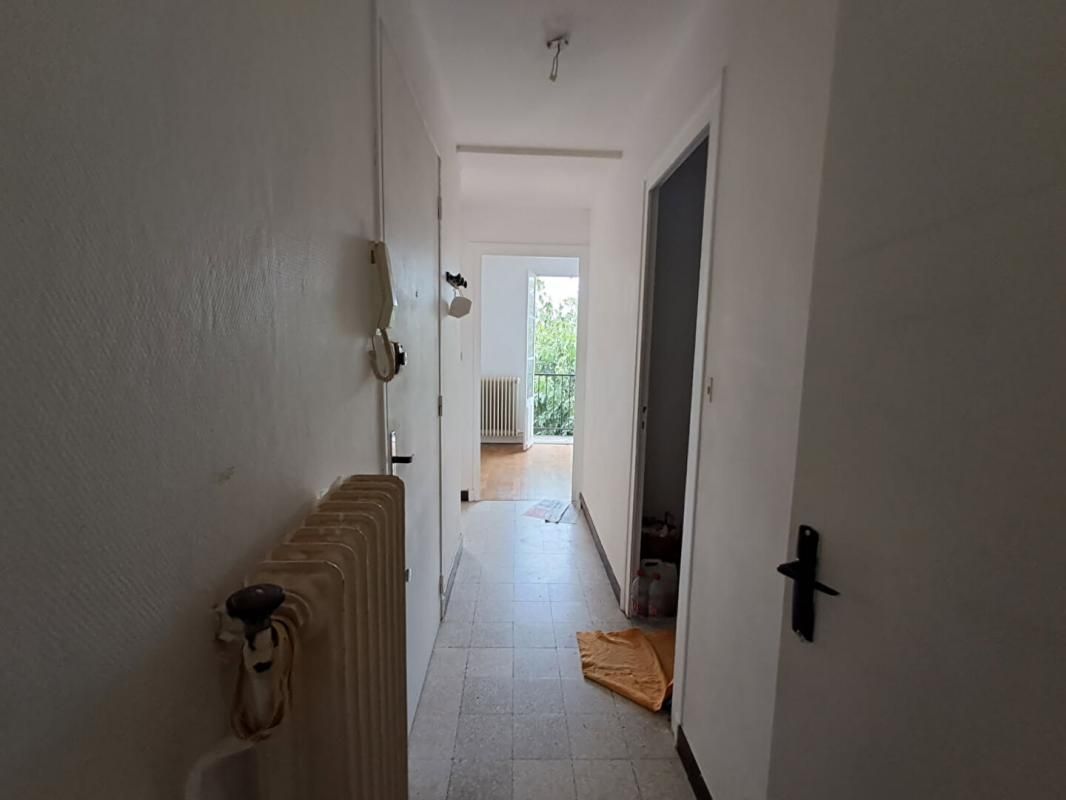 CHALON-SUR-SAONE Appartement 4 pièce(s) 44 m2 4
