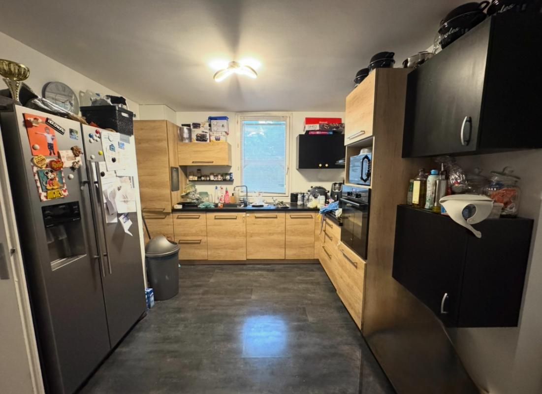 FRESNES Appartement 3 pièces 70m2 avec cave et place de parking box 4