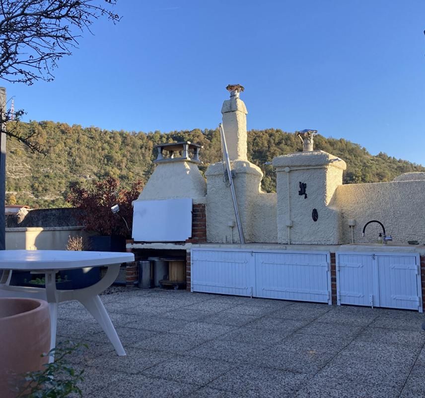 CAHORS Appartement duplex avec ascenseur, grande terrasse en hypercentre 4