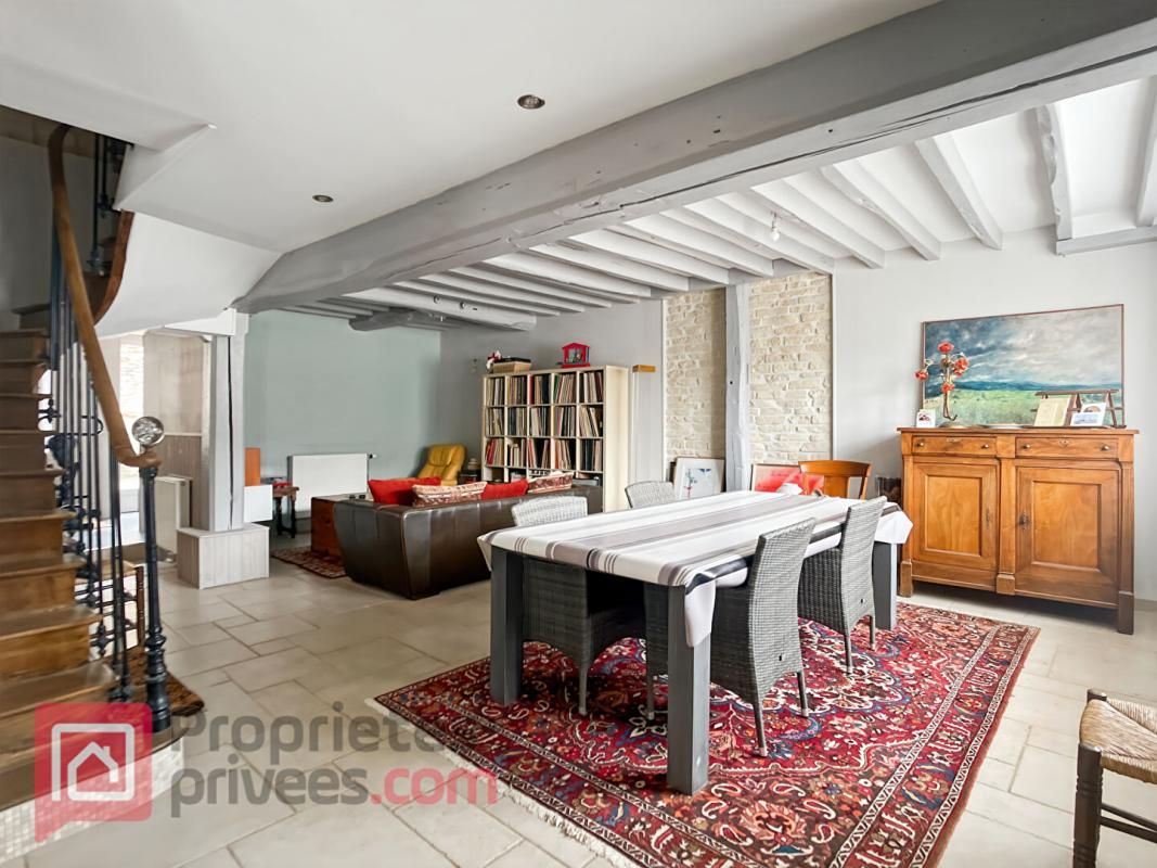 PONTIGNY Maison Pontigny 7 pièce(s) 145 m2 1