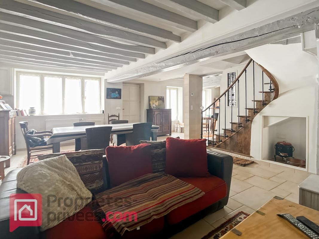 PONTIGNY Maison Pontigny 7 pièce(s) 145 m2 2