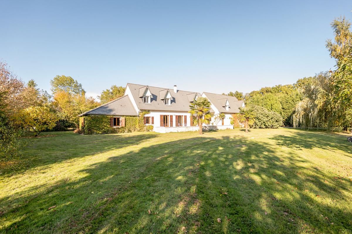 LISLE LIEUX UNIQUES ® x PROPRIÉTÉS PRIVÉES PROPOSE TRES BELLE MAISON CONTEMPORAINE DE 306 M² - SUR LISLE - 11KM GARE TGV VENDÔME 3