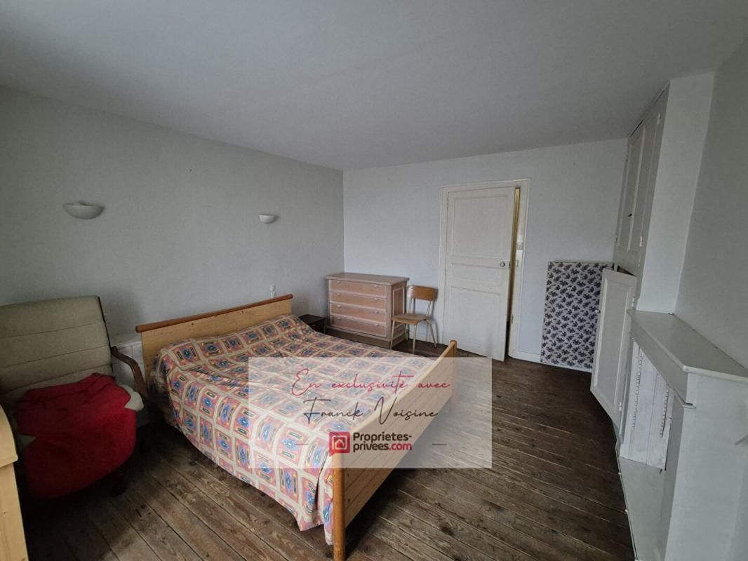 MOUCHAMPS A VENDRE en Exclusivité à Mouchamps, Centre bourg, maison de 112 m2 avec 3 chambres et un grenier 2