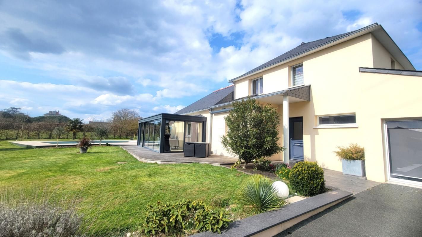 Maison Saint Georges Sur Loire 6 pièce(s) 200 m2