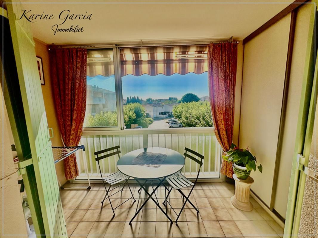 SANARY-SUR-MER SANARY SUR MER - A 15 minutes à pied du centre ville - Appartement 4 pièces 87 m2 - parking privatif 2