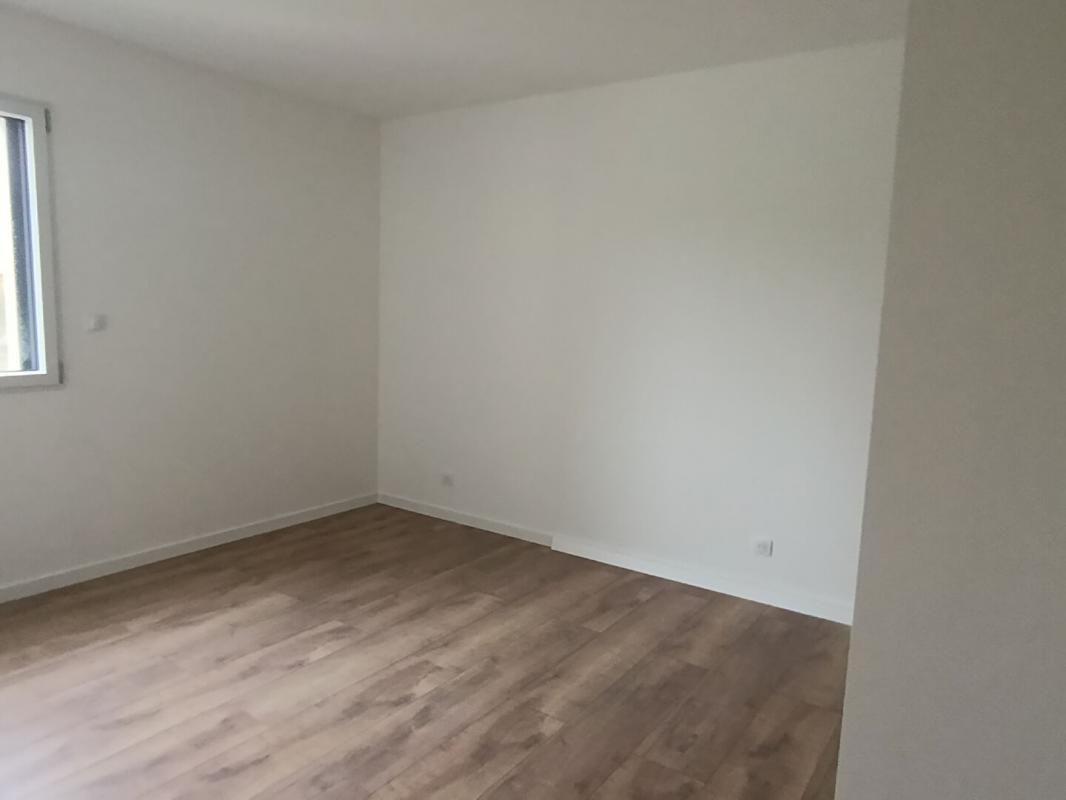 EUVILLE Maison 5 pièce(s) 99.9 m2 2