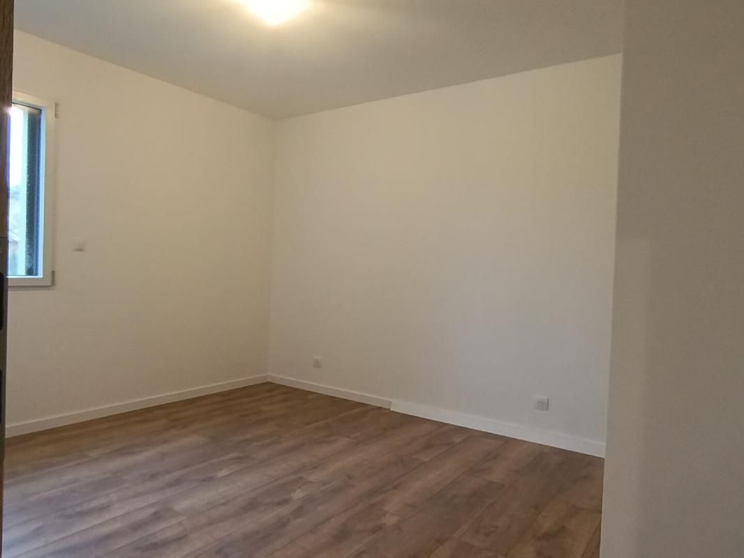 EUVILLE Maison 5 pièce(s) 99.9 m2 3