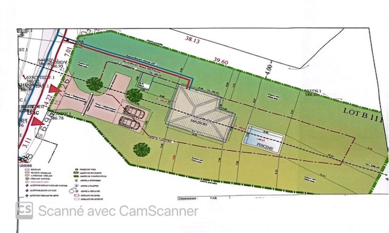 MONTAUROUX Terrain situé dans quartier résidentiel constructible avec permis en cours 2