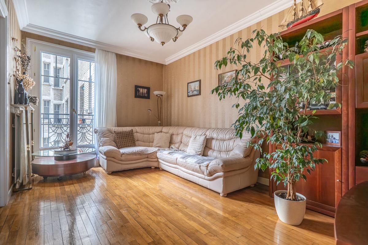Paris 16e Calme absolu et belles prestations 3P 77M2
