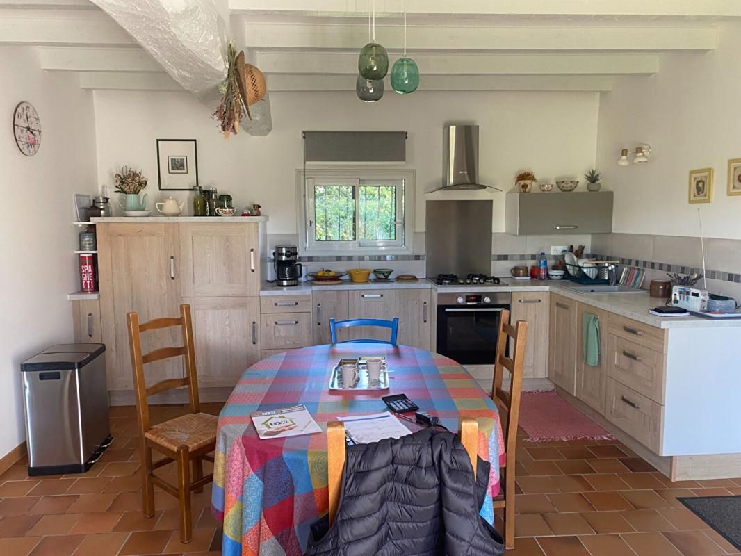 MEZIERES-EN-BRENNE Maison Mezieres En Brenne 5 pièce(s) 116 m2 3
