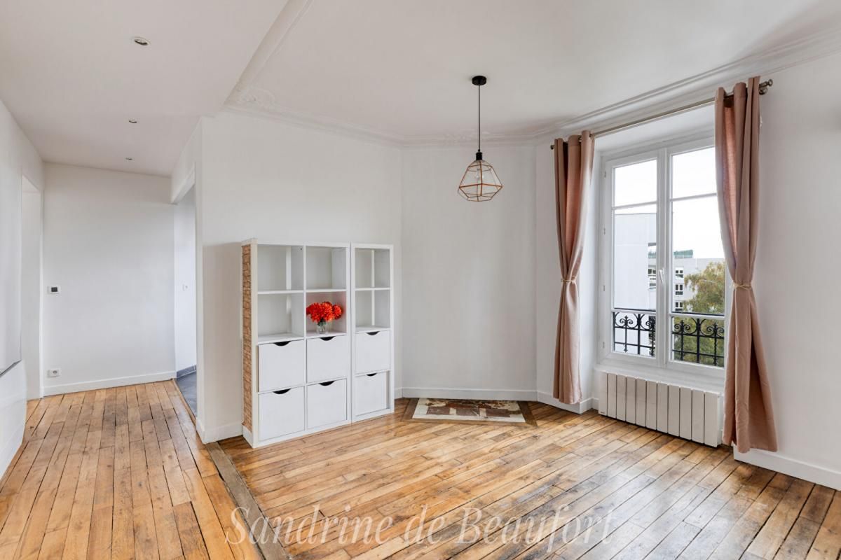 LEVALLOIS-PERRET Levallois Perret - appartement 3 pièces - dernier étage 3