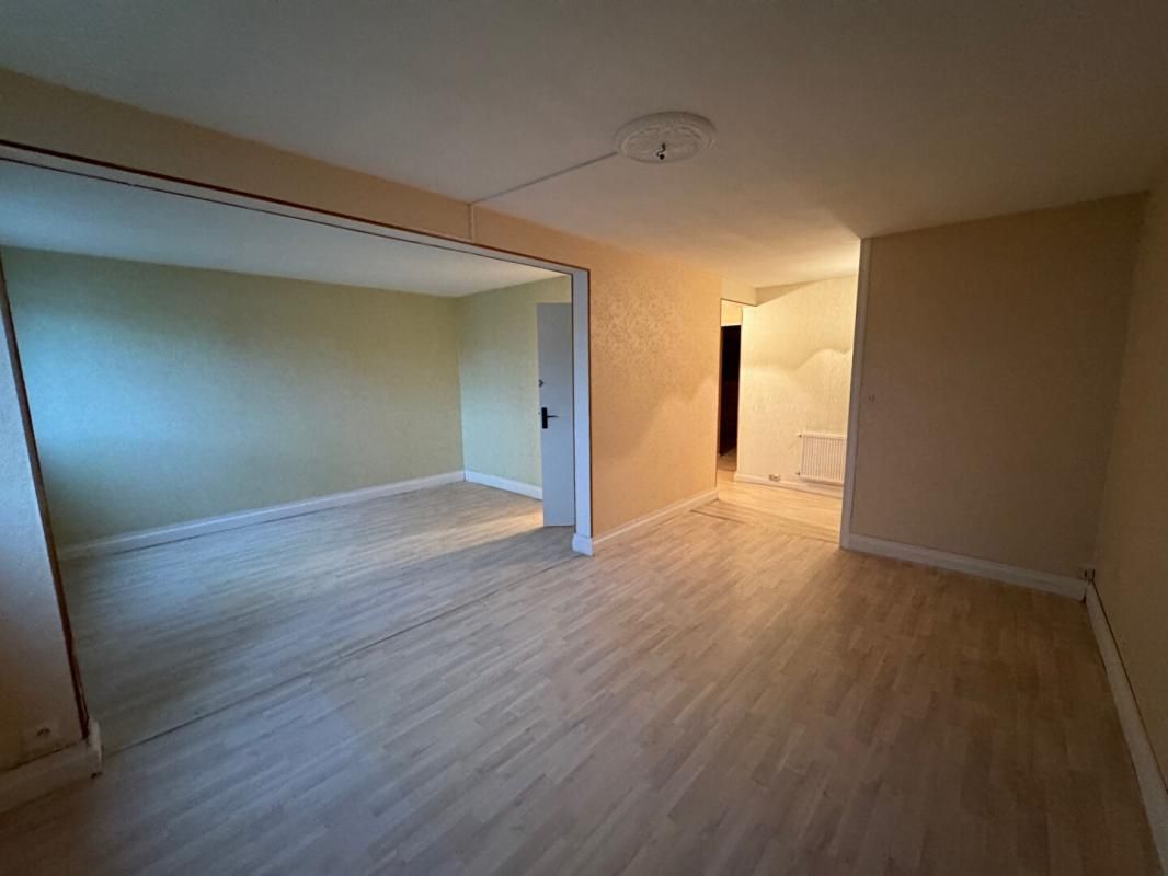 BOLBEC Appartement Bolbec 2 pièce(s) 60.09 m2 1