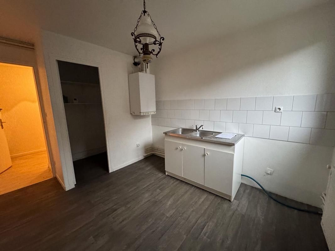 BOLBEC Appartement Bolbec 2 pièce(s) 60.09 m2 3