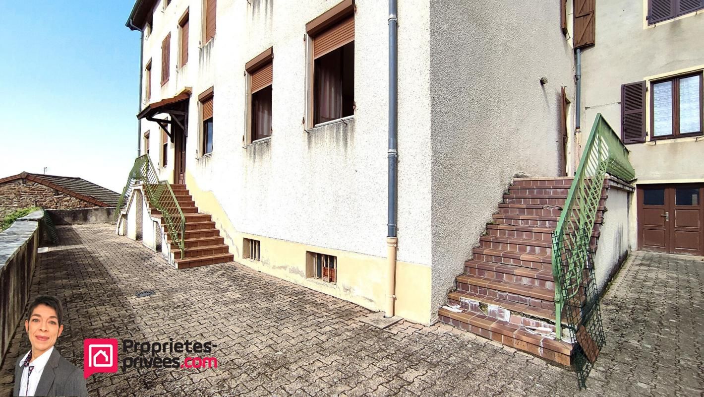THIZY THIZY-LES-BOURGS (69240) Immeuble de rapport 388 m², 3 appartements, terrasse , jardin et garage 2
