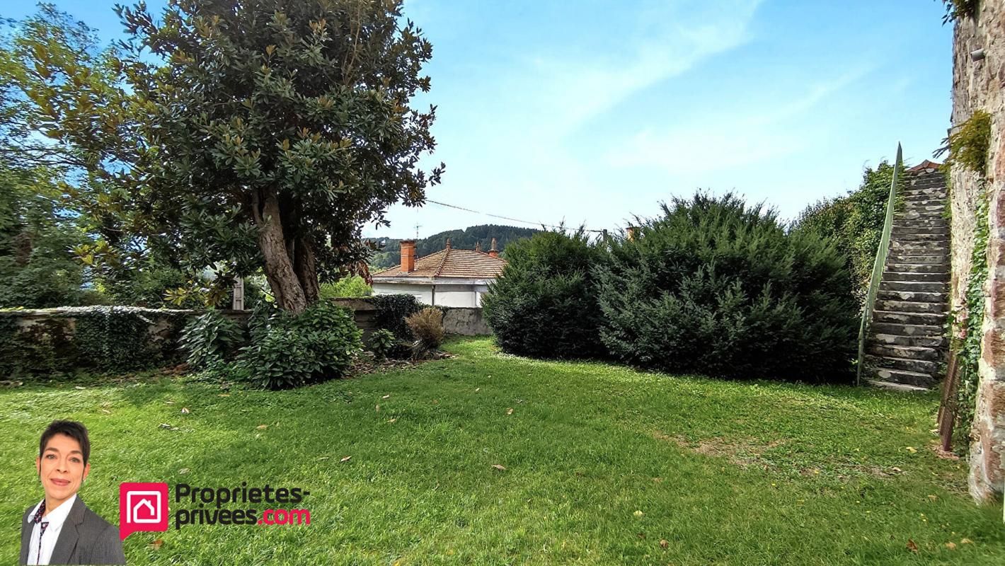 THIZY THIZY-LES-BOURGS (69240) Immeuble de rapport 388 m², 3 appartements, terrasse , jardin et garage 4