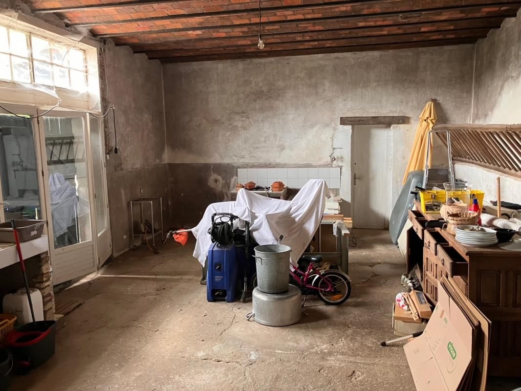 SEPTEUIL Grange à aménager 2