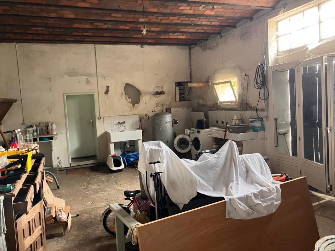 SEPTEUIL Grange à aménager 3