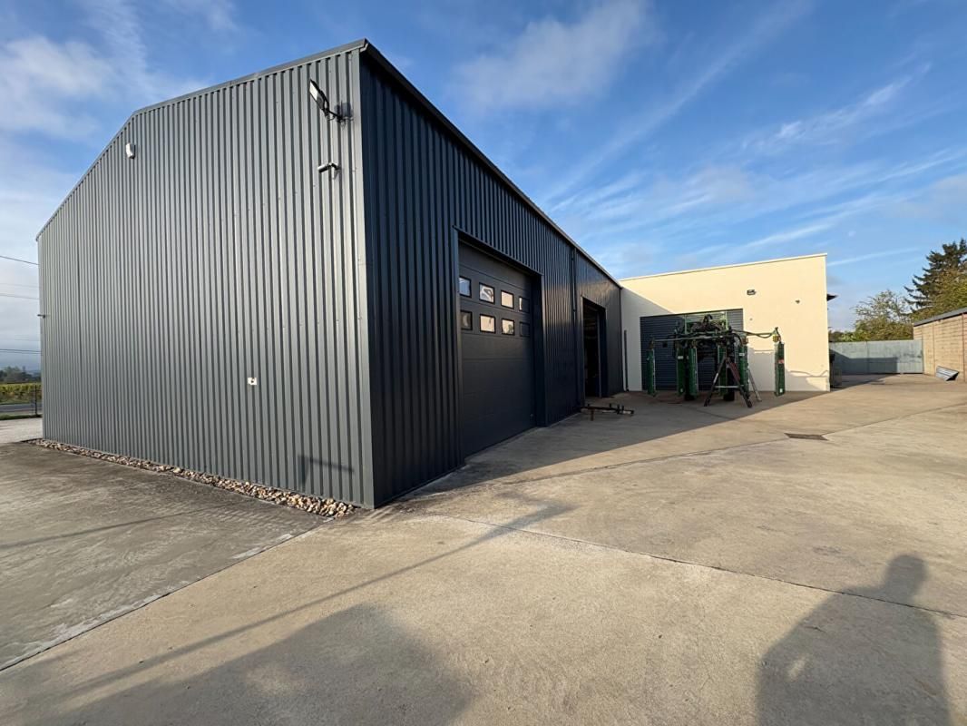 CASTILLON-LA-BATAILLE Axe Castillon / Bordeaux - ENTREPOT, LOCAL, HABITATION 2