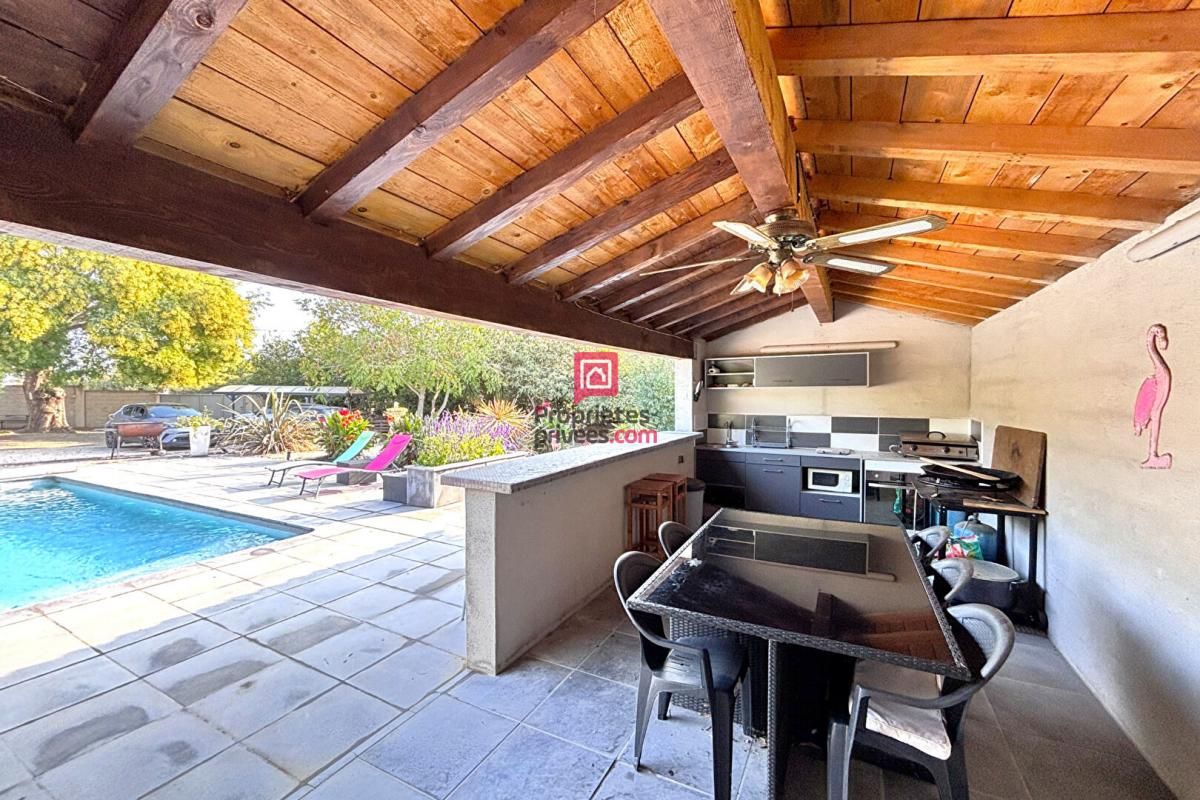 MAUGUIO Villa de 200m² de 7  pièces avec piscine et T2 indépendant à vendre à Mauguio 3