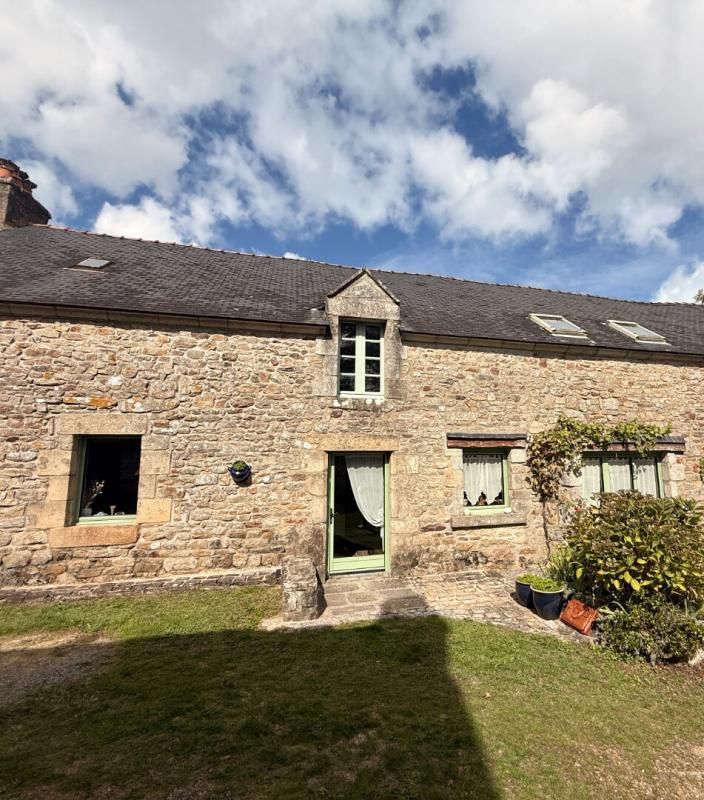 PLOEREN Maison bretonne en pierre à aménager de 80m², 3 pièces 10 min du Port de Vannes, sur Ploeren 1