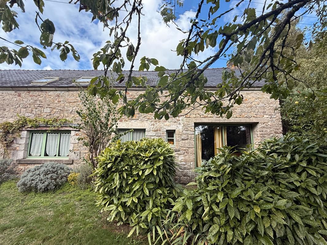 VANNES Maison en pierre à réinventer de 120 m², 5 pièces, aux portes de Vannes PLOEREN 2