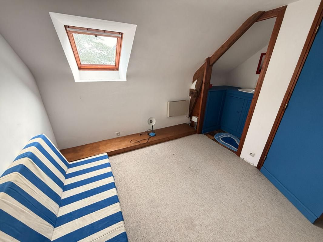 VANNES Maison en pierre à réinventer de 120 m², 5 pièces, aux portes de Vannes PLOEREN 3