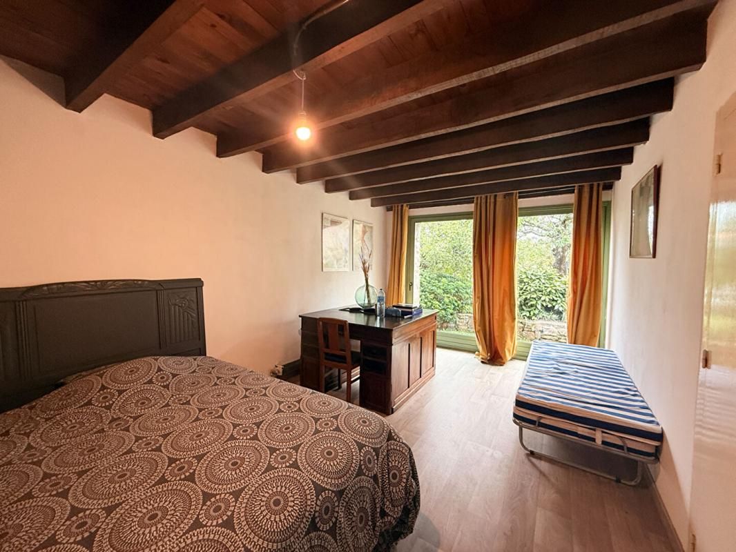 VANNES Maison en pierre à réinventer de 120 m², 5 pièces, aux portes de Vannes PLOEREN 4