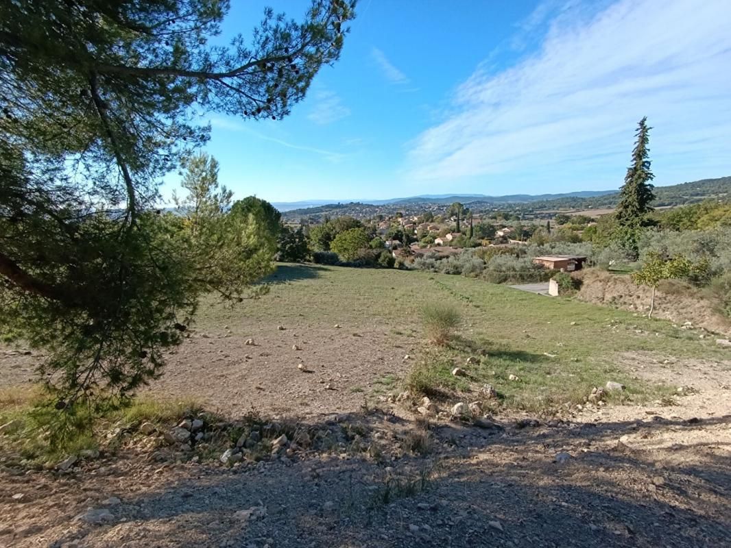 MANOSQUE Magnifique terrain avec vue exceptionnelle 2