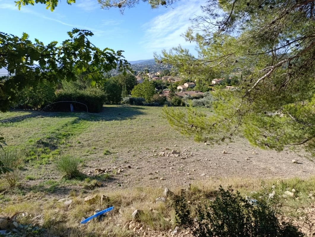MANOSQUE Magnifique terrain avec vue exceptionnelle 3