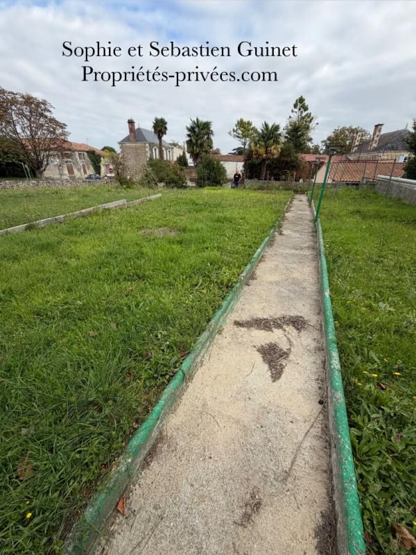 SAINT-AUBIN-LA-PLAINE Maison Saint Aubin La Plaine 6 pièce(s) 123 m2 1