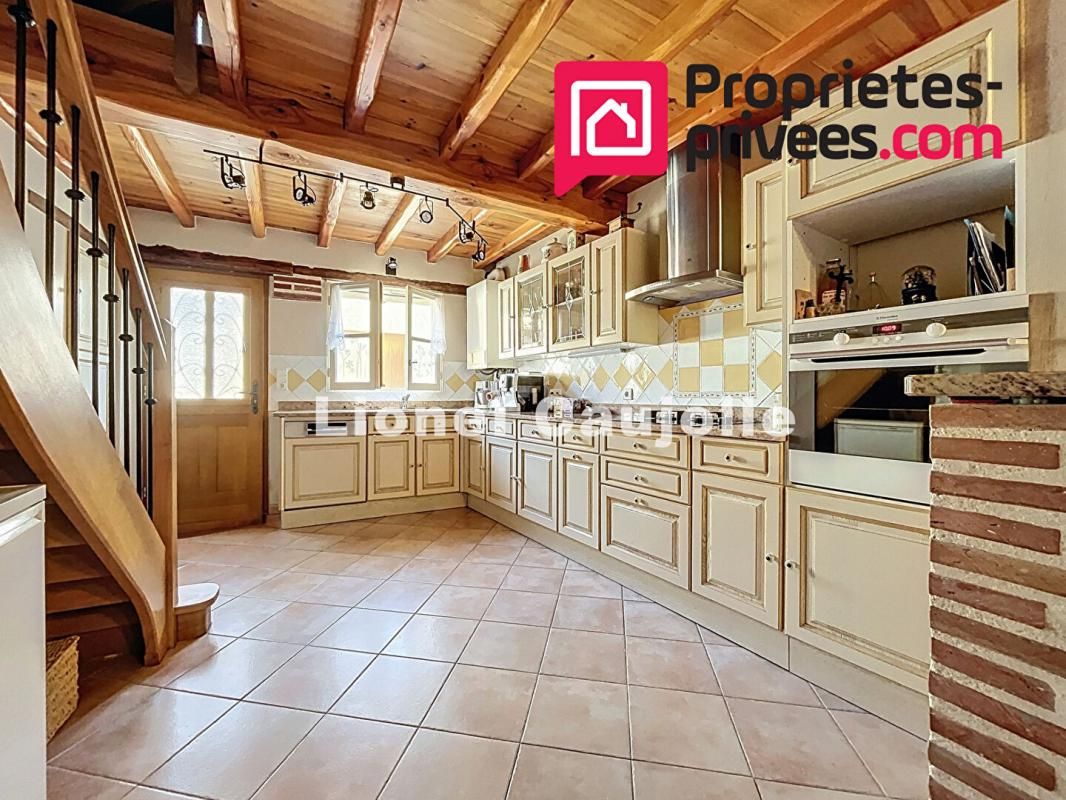 RABASTENS Maison Rabastens 85 m2, cour 26 m2, DPE C 2
