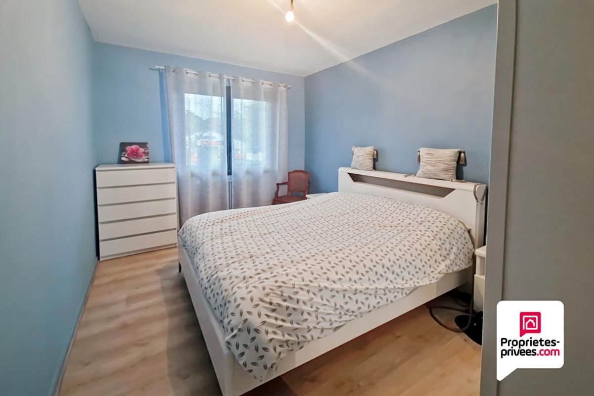 LA REOLE Spacieuse maison familiale de 175 m2 - Terrain constructible et divisible 4