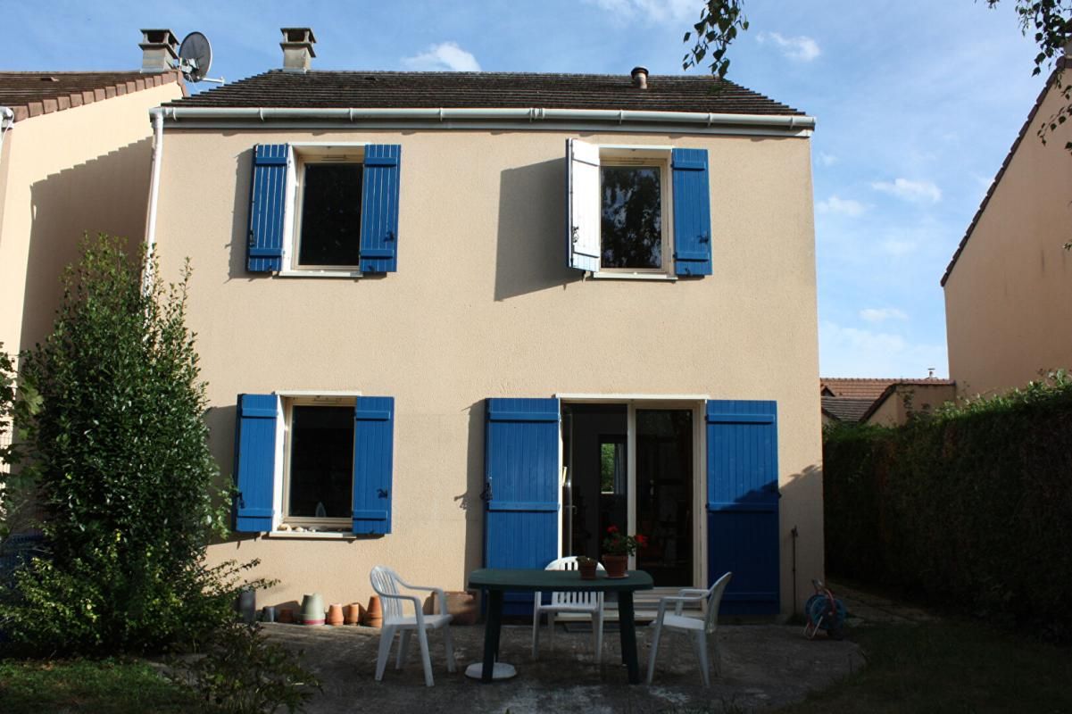 DOURDAN Maison Dourdan 6 pièce(s) 90 m2 1