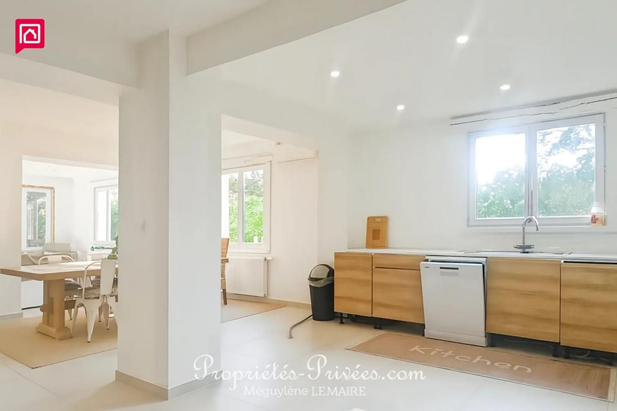VERNEUIL-SUR-AVRE Maison rénovée de 421m² - Prestation haut de gamme - Proche Verneuil sur Avre 3