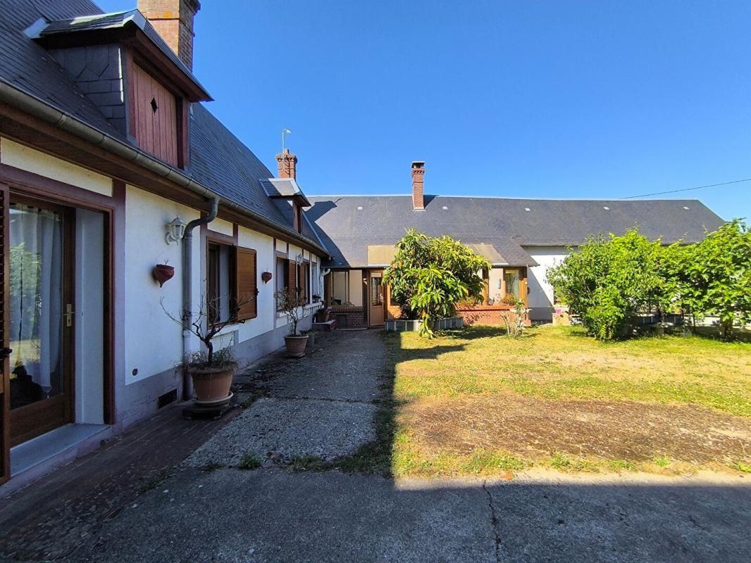 GISORS Lot de 2 maisons Gisors 8 pièce(s) 223.64 m2 3