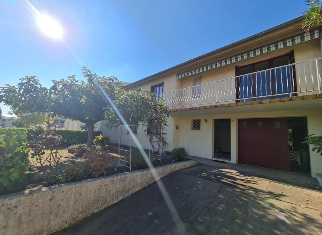 Maison familiale avec potentiel - Proche commerces et centre hospitalier