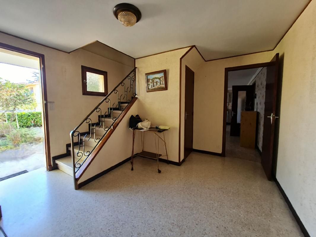 ALES Maison familiale avec potentiel - Proche commerces et centre hospitalier 3