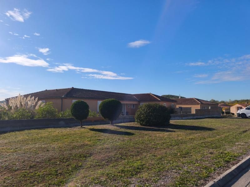 NAVES VILLA INDEPENDANTE 230 M2 , AVEC TERRASSE ET PISCINE 1