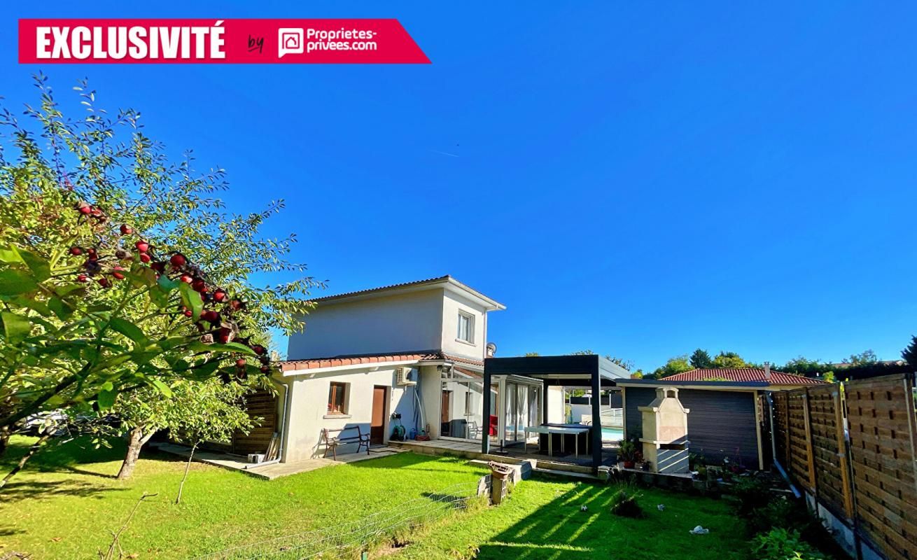 ARTIGUES-PRES-BORDEAUX Maison Artigues Pres Bordeaux 6 pièce(s) 150 m2 Piscine jardin Garage 2