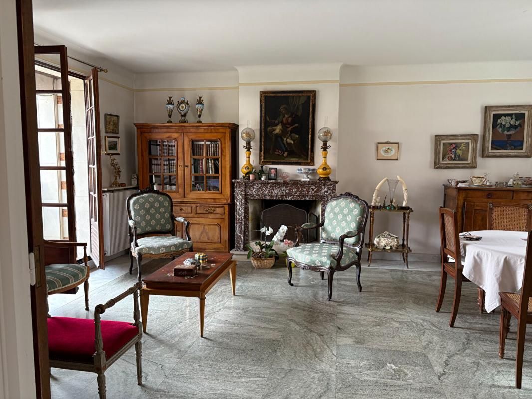CLAMART Maison de 4 chambres 173m2 + annexe de 38m2 1