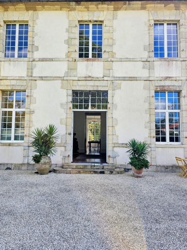 RIVIERE-SAAS-ET-GOURBY Demeure de prestige Riviere Saas Et Gourby 20 pièce(s) 665 m2 3