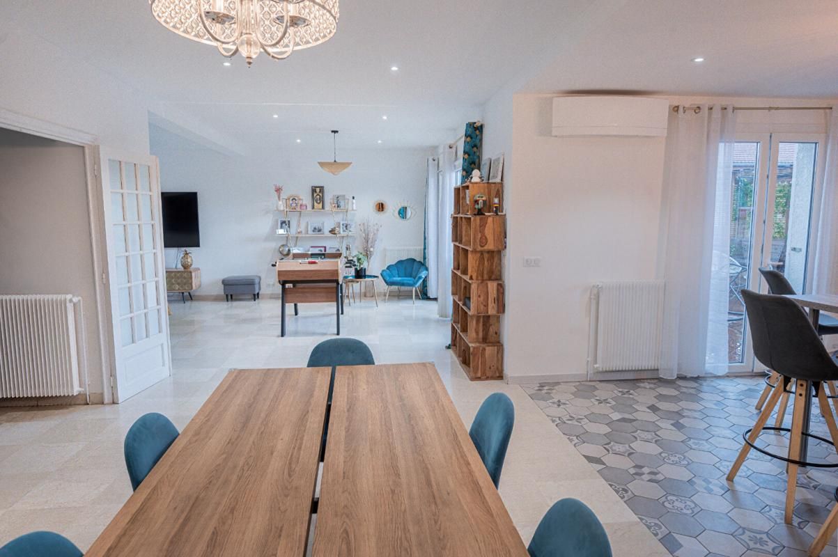 MAISONS-ALFORT Maison d'Architecte 300m2 avec jardin arboré proche transports à pied 1