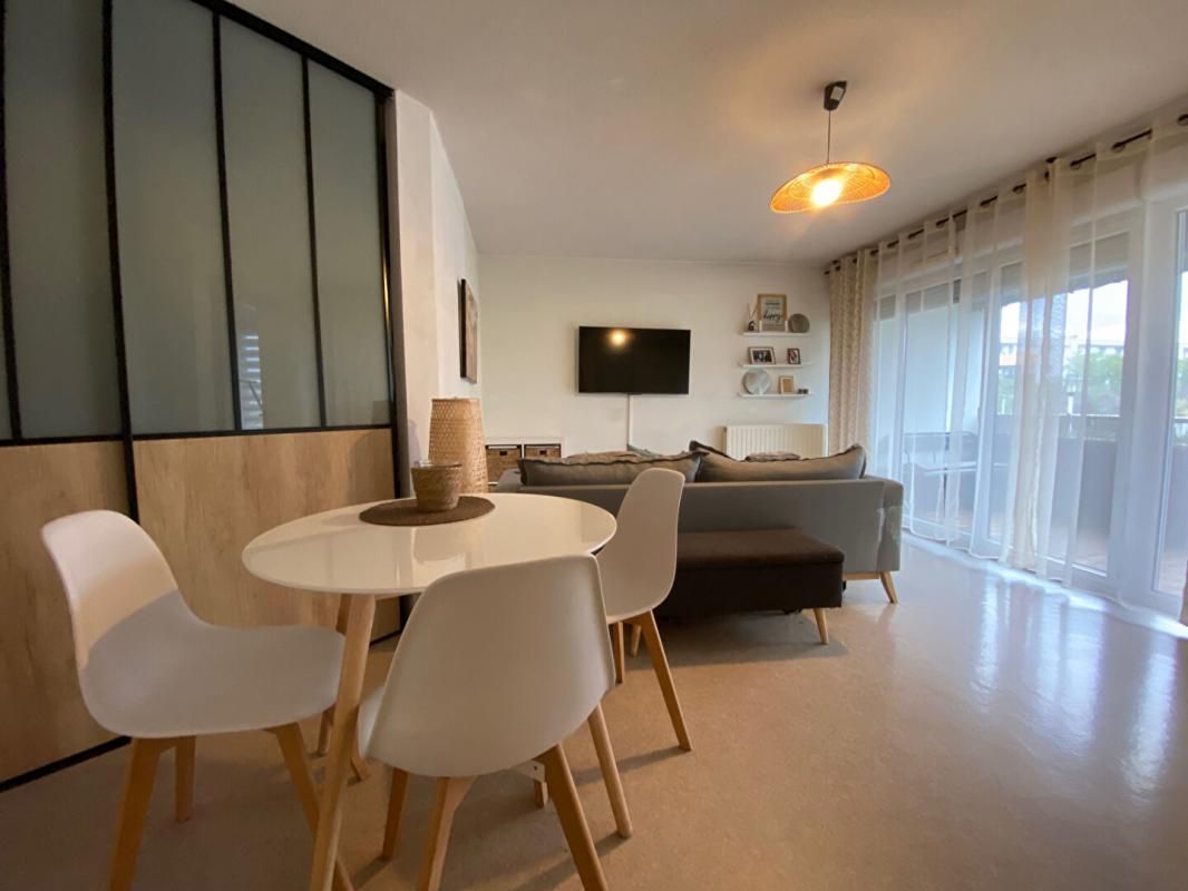 PESSAC Appartement Pessac 3 pièces 64 m2 1