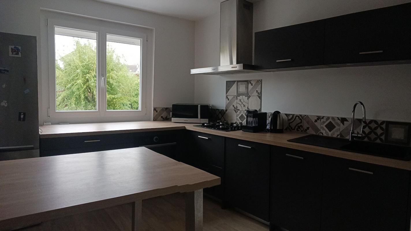 MONTMOROT Appartement Montmorot 5 pièce(s) 86.84 m2 1