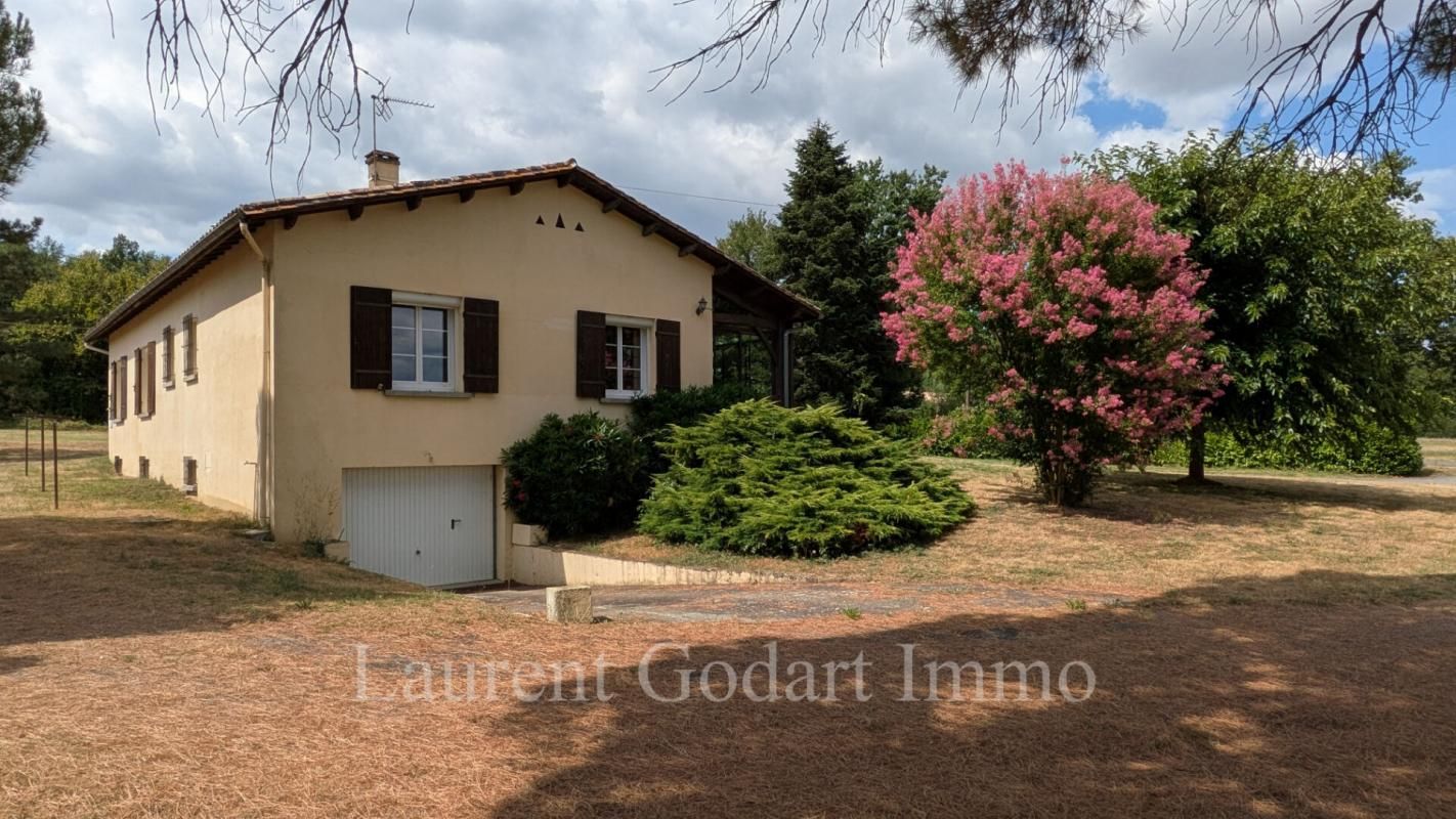 CAHUZAC Maison 123m² avec 3 chambres, véranda, grand garage et puits 1